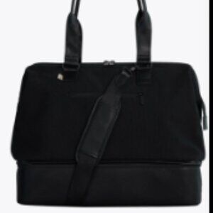 NWT Beis Weekender Bag (regular size)